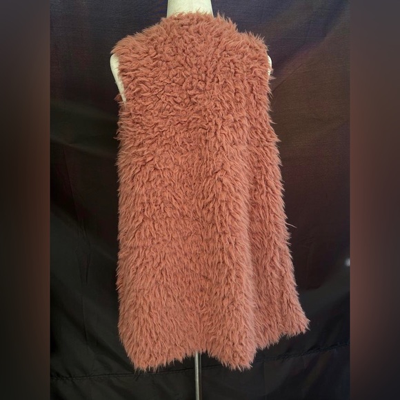 Pink salmon furry vest by ‘Neon Soul’ - Picture 2 of 5